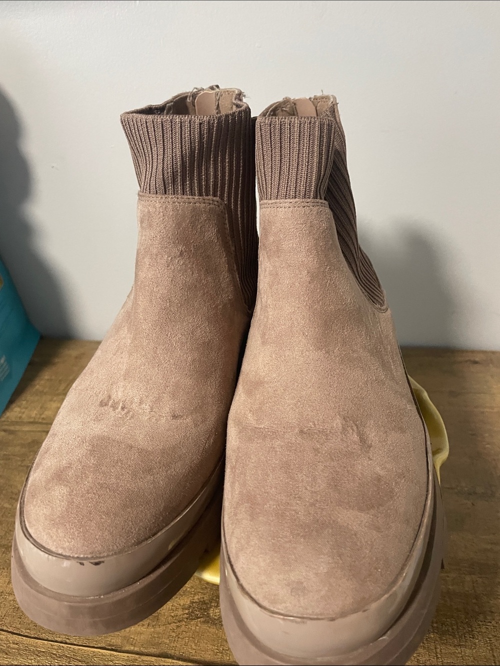 Steve Madden Mauve Suede Rib-Knit Ankle Booties